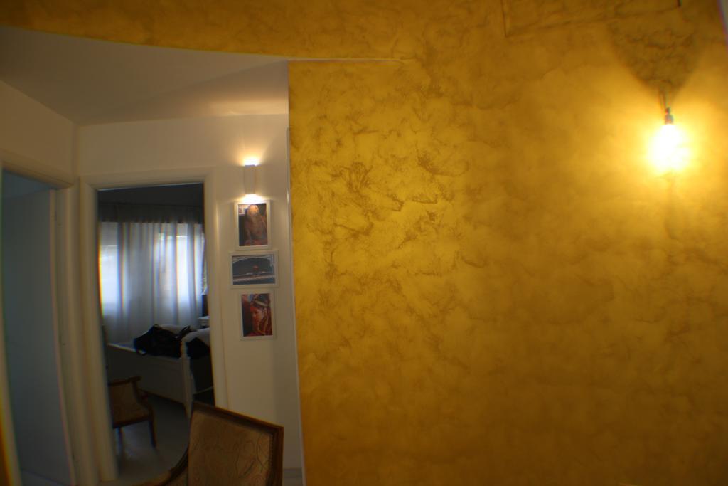 Conny'S Home Rom Rum bild
