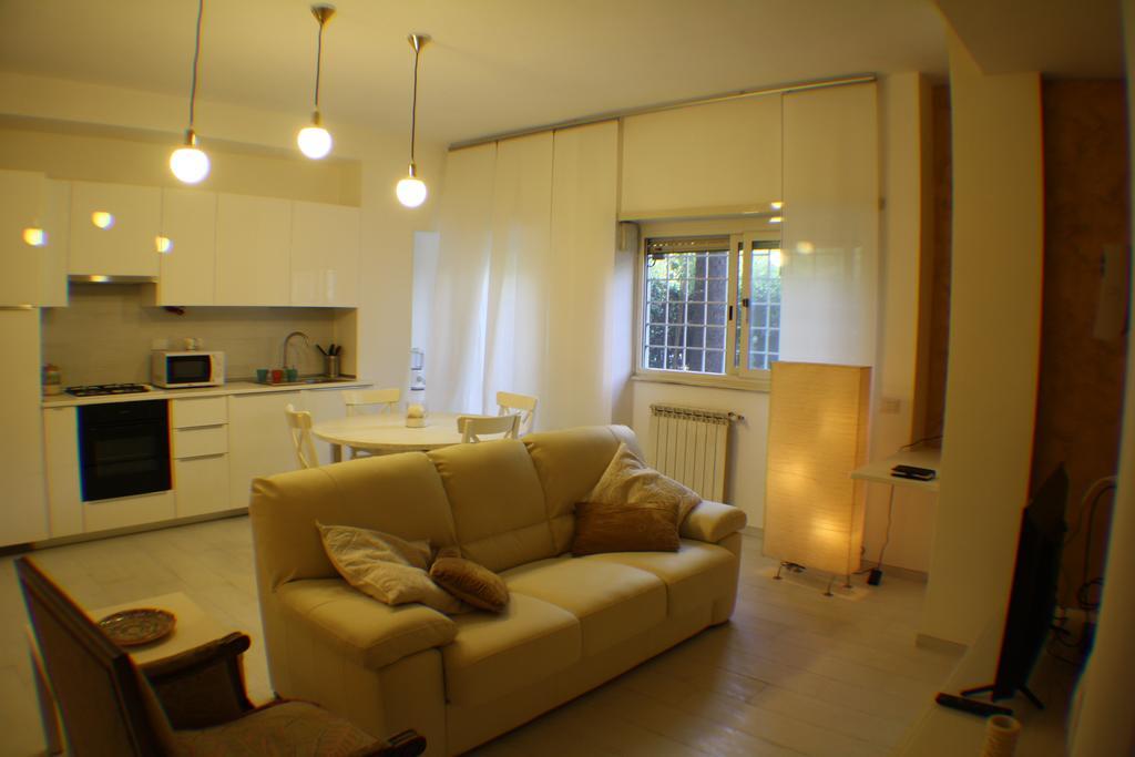 Conny'S Home Rom Rum bild